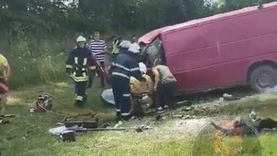 У Львівській області в аварії постраждали четверо осіб (ВІДЕО)