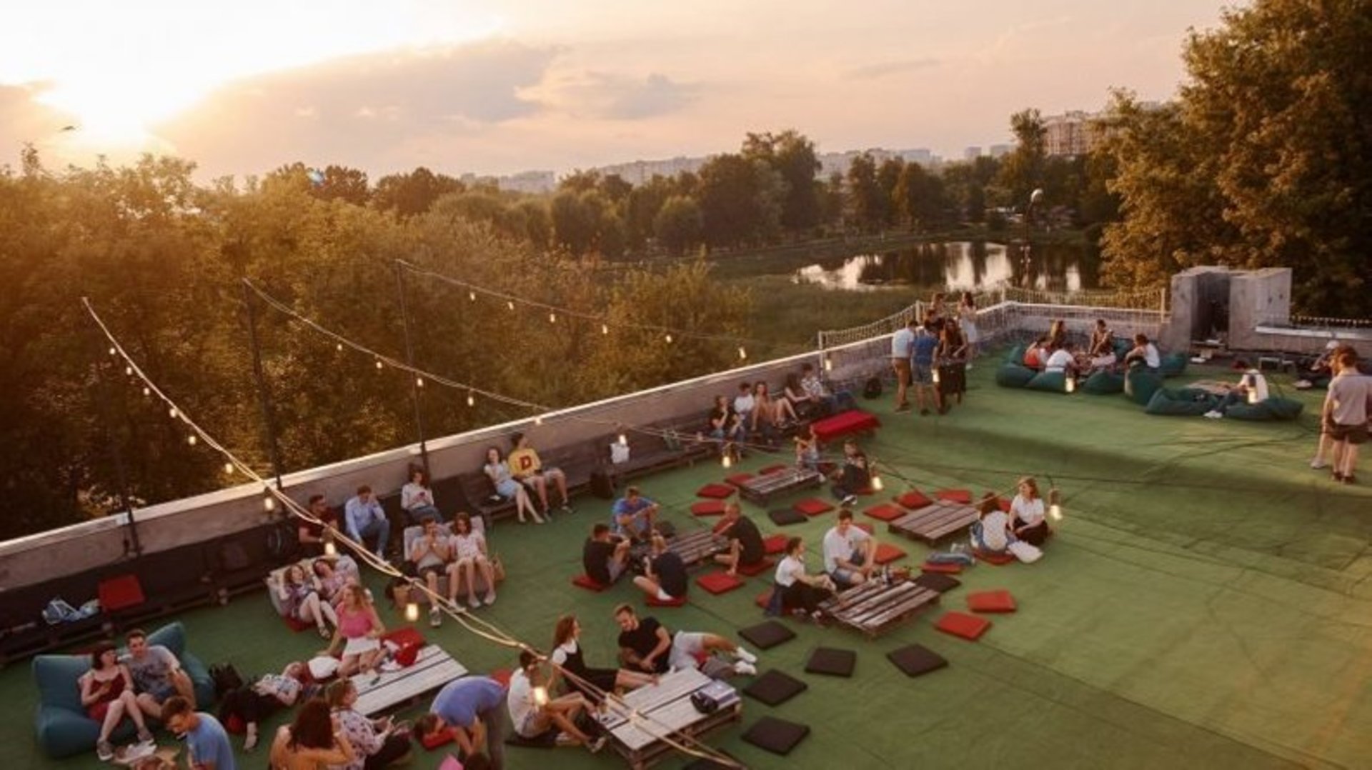 Дах кінозалу Lviv Film Center