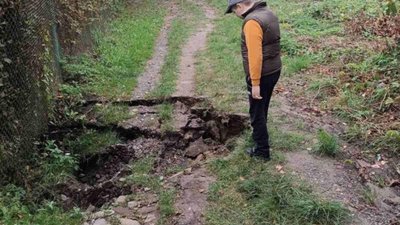 У Львові після дощів провалюється ґрунт (ФОТО)