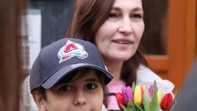 11-річний хлопчик, який сам перетнув кордон зі Словаччиною, возз’єднався з сім’єю