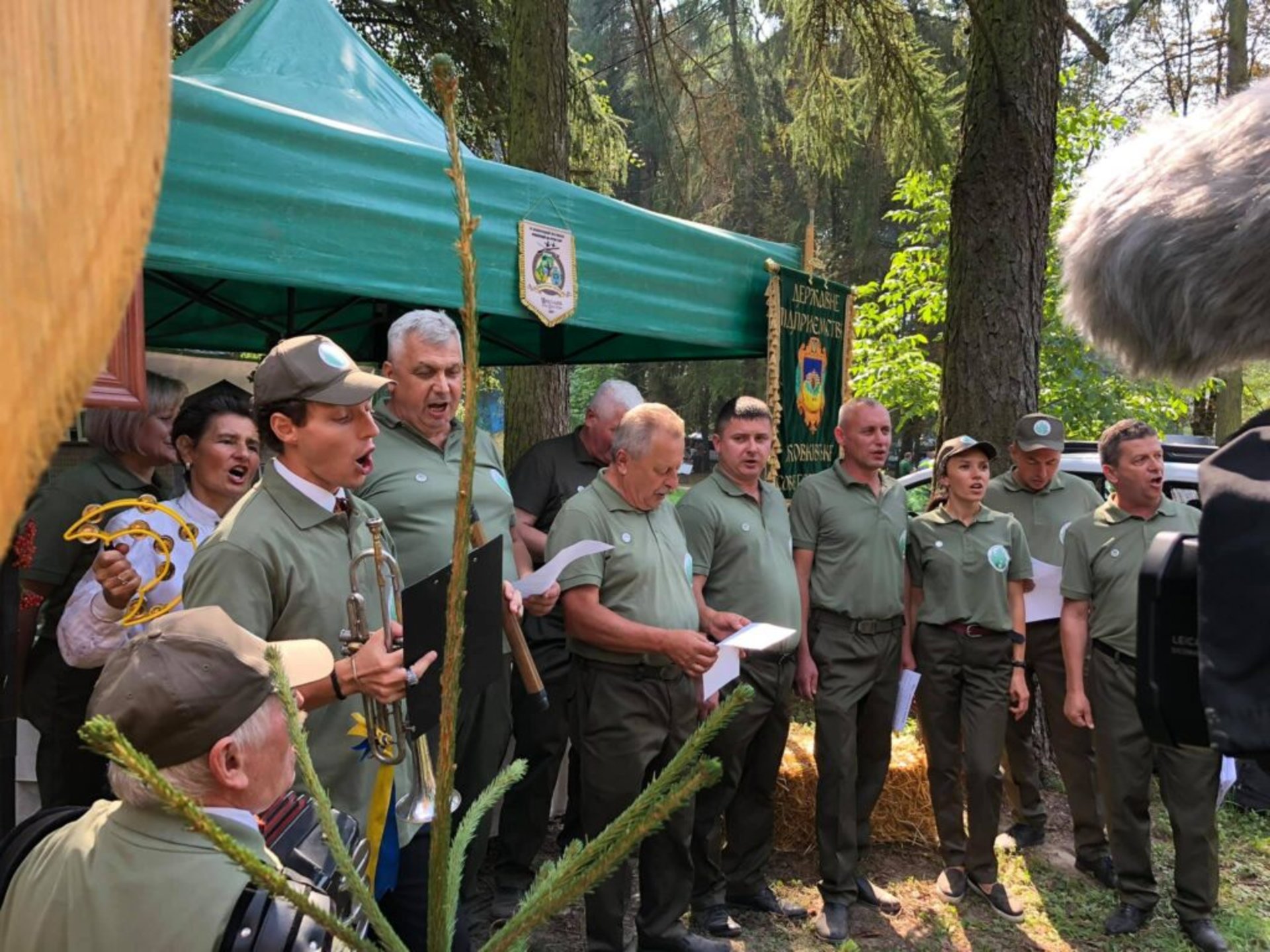 На Львівщині запалала мисливська ватра, фото ЛОДА