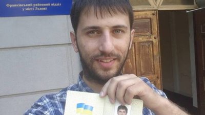 Як львівський активіст виконує роботу мовного омбудсмена (ВІДЕО)
