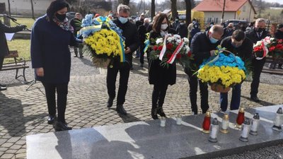 У Павлокомі вшанували пам’ять 366 вбитих українців (ФОТО)