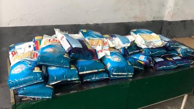 На Львівщині у рейсовому автобусі виявили 400 кг контрабандного прального порошку