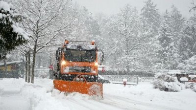 У Львові всю ніч прибиратимуть сніг