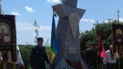 На Львівщині відкрили пам’ятник Зиновію Тершаківцю