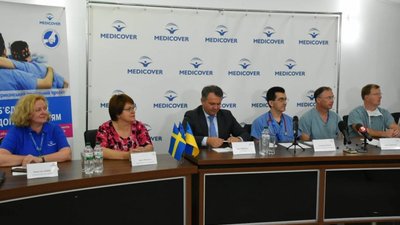 Американські лікарі прибули на Львівщину для допомоги постраждалим від опіків дітям