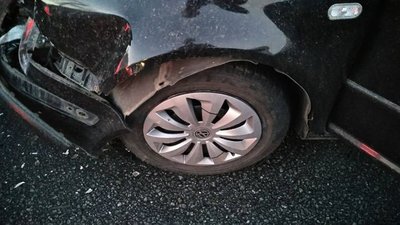 У Львові на світлофорі не розминулись автомобілі (ФОТО, ВІДЕО)