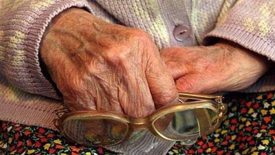 Жінка «воскресла» після того, як медики і поліція констатували її смерть