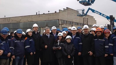 Як Порошенко на Стрийщині відвідує завод (ФОТО, ВІДЕО)