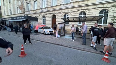 У Львові у ДТП постраждала 21-річна дівчина