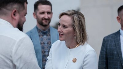 До Львова приїхала тимчасово повірена у справах США в Україні Джулі Девіс