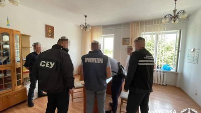 Службовців Львівгазу спіймали на хабарі (ФОТО)