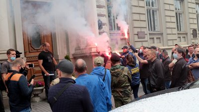 Учасники бойових дій вимагають від ЛОДА забезпечення права на пільговий проїзд (ФОТО)