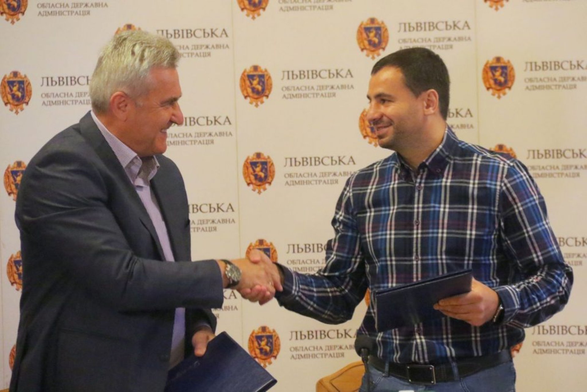 Підписання меморандуму між Львівським училищем фізичної культури та Благодійним фондом Андрія Котельника щодо створення на базі ЛУФК першої Академії боксу в Україні