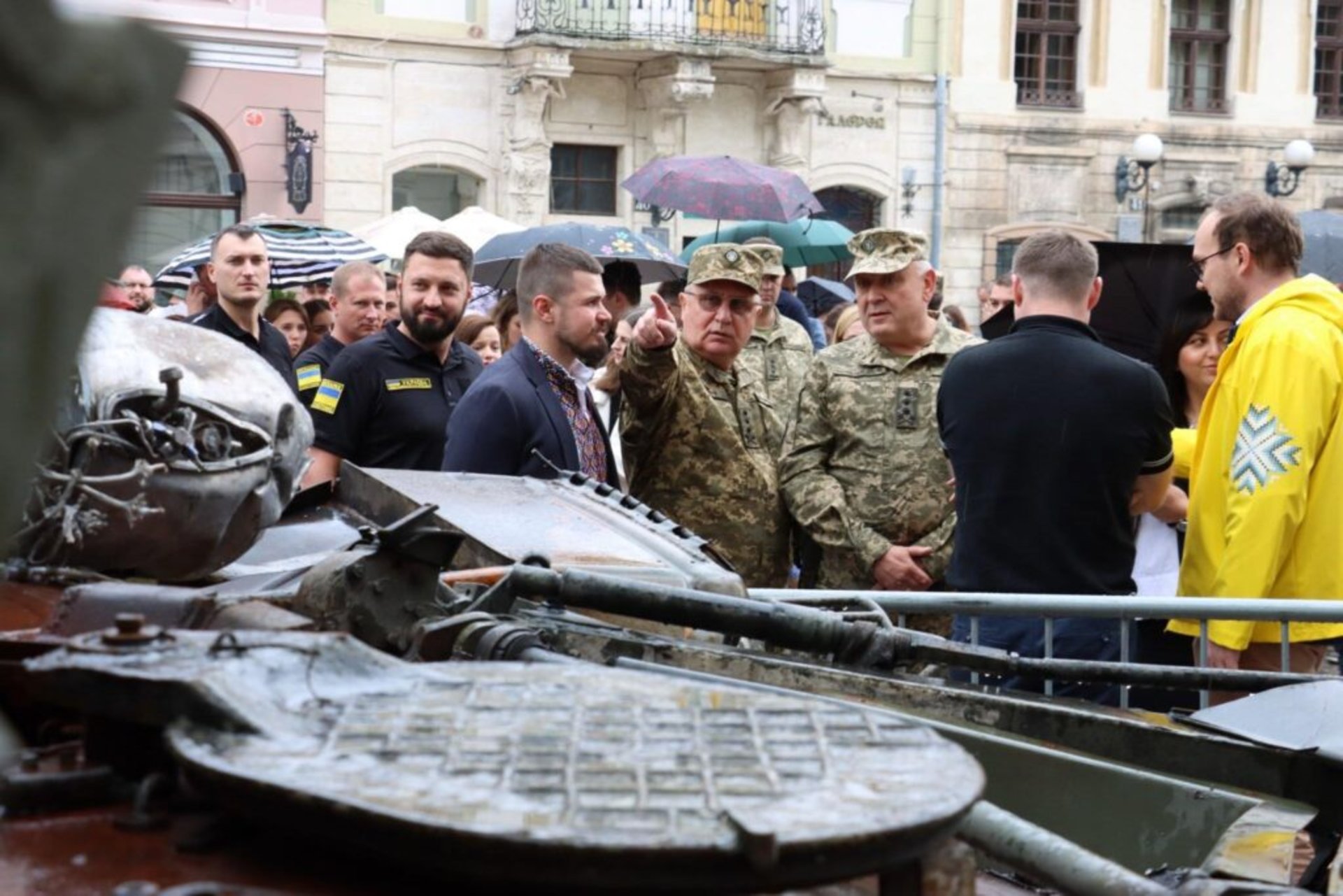 У центрі Львова відкрили виставку російської військової техніки, фото Павла Ткачука