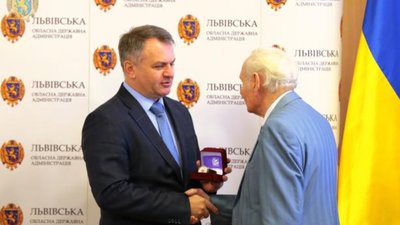 Олег Синютка привітав Григорія Гідея з 90-літтям (ФОТО)