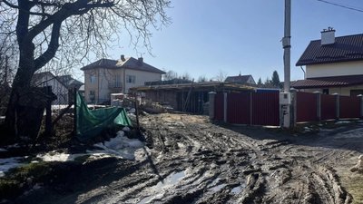 Елітне місто біля Львова погрузло у болоті (ФОТО)