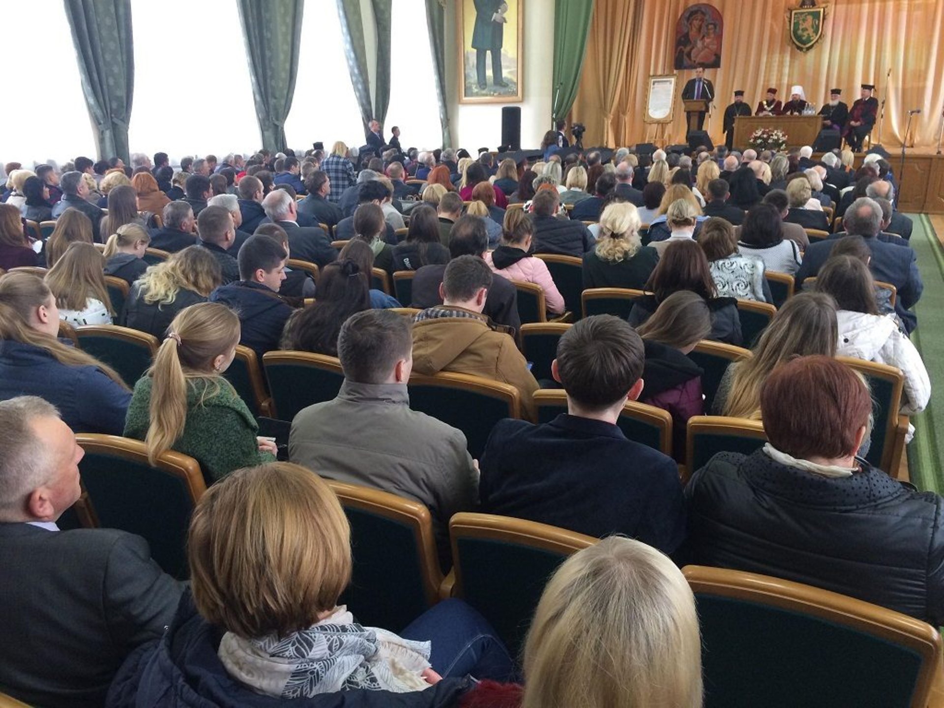 Митрополит Епіфаній взяв участь у науковій конференції . Фото: ЛОР.