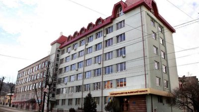 Кучма не зміг забрати приміщення у Дрогобичі