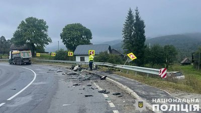 Смертельне ДТП на трасі Київ - Чоп: один загиблий і двоє постраждалих
