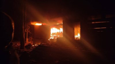 Миколаїв вночі обстріляли ракетами типу С-300: загинула жінка