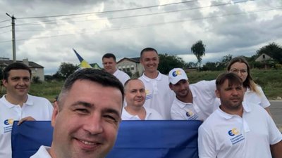 "Європейська Солідарність" Новояворівська провела автопробіг з нагоди Дня прапора та Дня Незалежності (ФОТОРЕПОРТАЖ)
