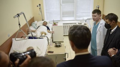 200 німецьких лікарів готові лікувати поранених в Україні, - міністр охорони здоров'я Німеччини