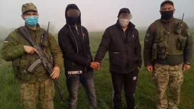 На кордоні з Польщею затримали групу нелегальних мігрантів з Індії