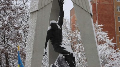 Україна відзначає День вшанування учасників ліквідації наслідків аварії на Чорнобильській АЕС