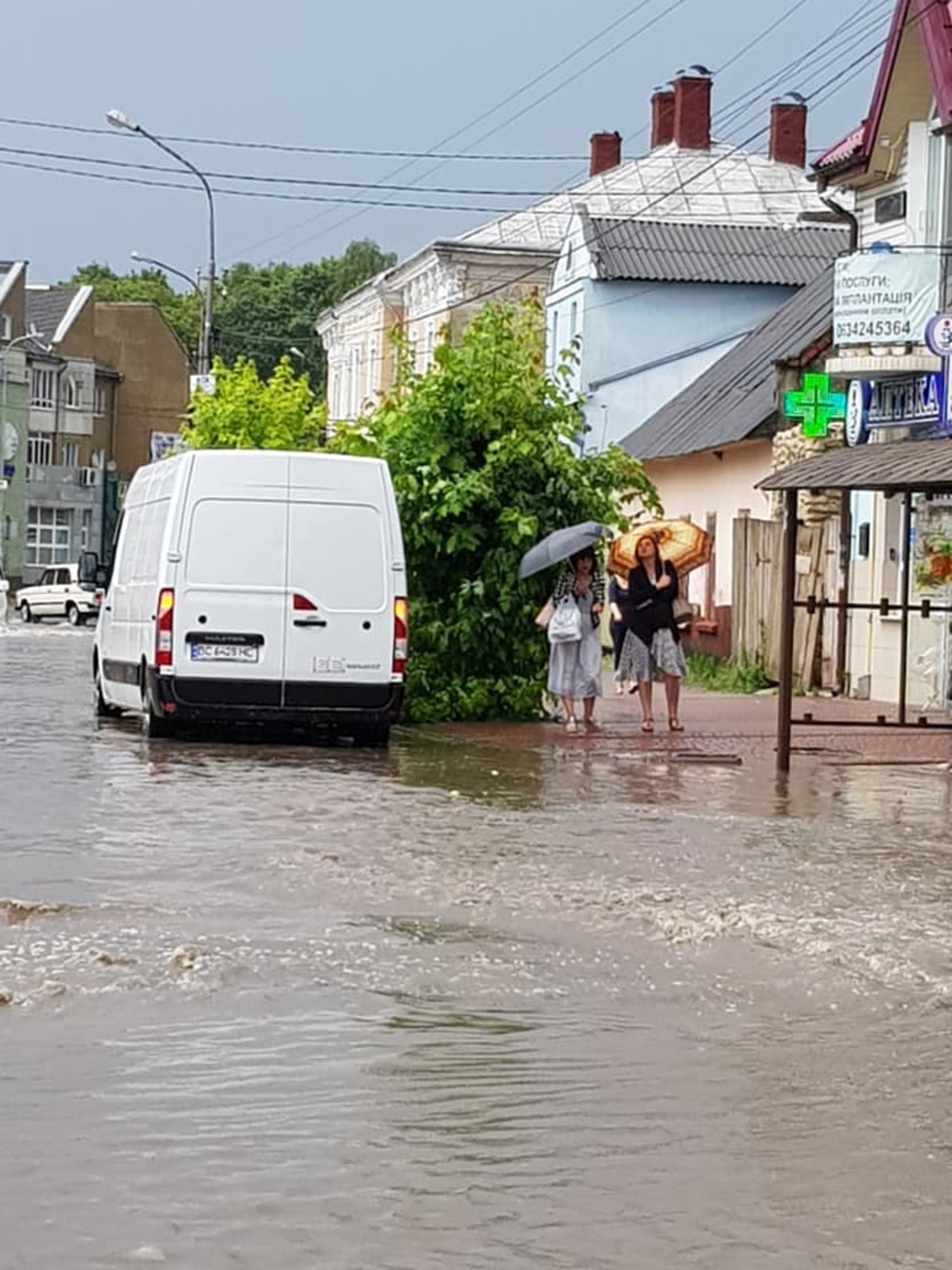 На Львівщині затопимо Миколаїв. Фото: Людмила Маркевич.