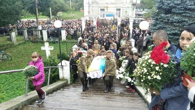 На Львівщині попрощалися з 24-річним воїном Дем’яном Данилівим (ФОТО)