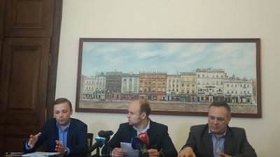 Е-квиток у Львові: пільгові посвідчення більше не діятимуть (ВІДЕО)