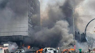 Зеленський оприлюднив відео наслідків ракетного удару у Вінниці