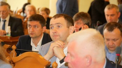 Депутати ЛМР врешті дозволили продавати алкоголь у МАФах