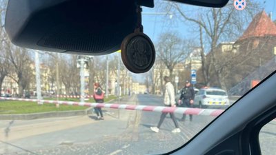 У центрі Львова підозріла сумка налякала профільні служби