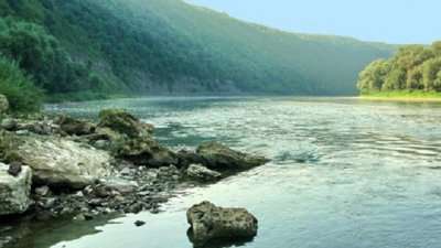 На Львівщині у гірській річці втопився юнак