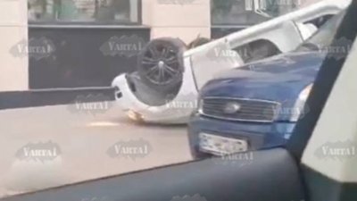 У Львові перекинувся автомобіль