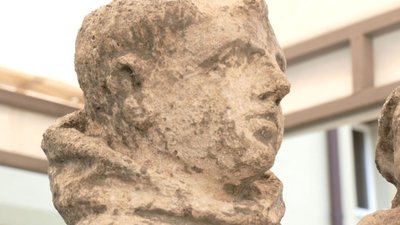 У Львові відновлять статую монаха з дитиною (ФОТО, ВІДЕО)