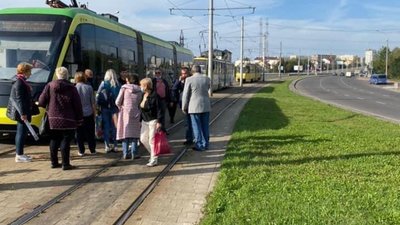 У Львові трамвай не розминувся із велосипедистом (ФОТО)