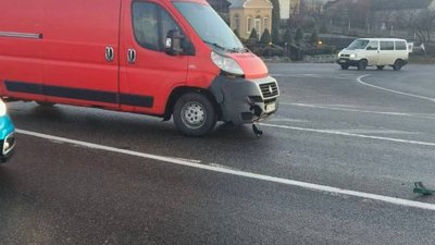 На Львівщині мікроавтобус потрапив у ДТП