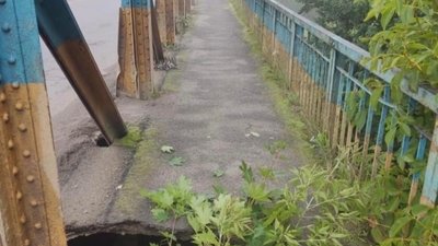 На Львівщині провалюється міст у Ралівці (ФОТО)