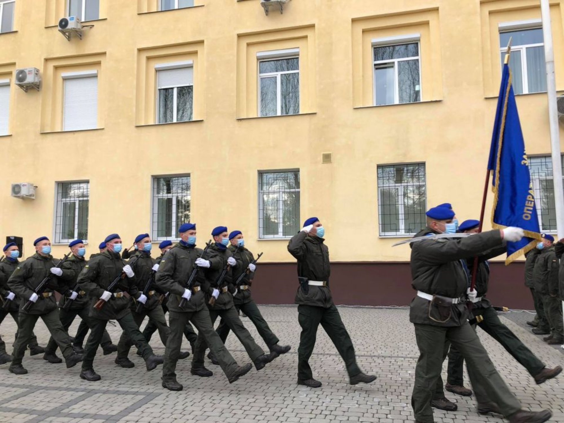 У Львові військові з нагоди Дня захисників і захисниць України отримали відзнаки, фото ЛМР