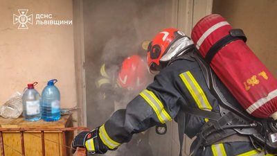 У Львові горів чотириповерховий житловий будинок