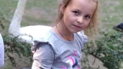 У Львові розшукують 8-річну школярку, яка зникла після уроків (ФОТО)