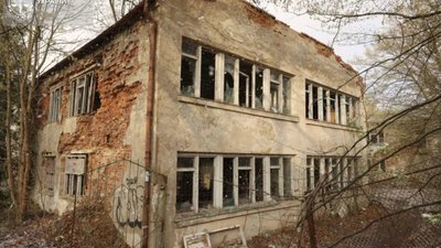 У Львові депутати Садового віддали землю освіти під забудову