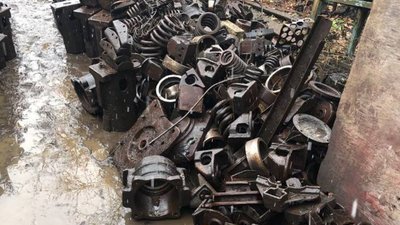 На Львівщині впіймали групу злочинців, які тоннами крали брухт