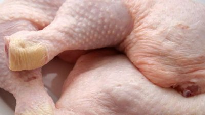 На Львівщині виявили велику партію польської курятини із сальмонелою