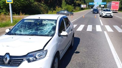 У Львові водій автомобіля збив двох жінок (ФОТО, ВІДЕО)