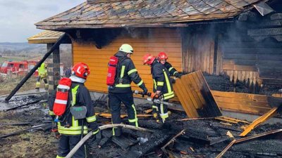 На Львівщині стався обвал куполів церкви (ФОТО, ВІДЕО)